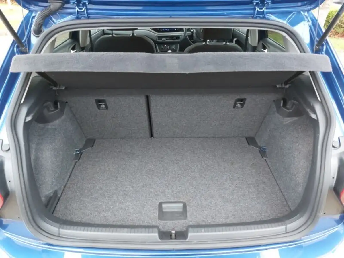 2021-volkswagen-polo-10-tsi-match-big-7