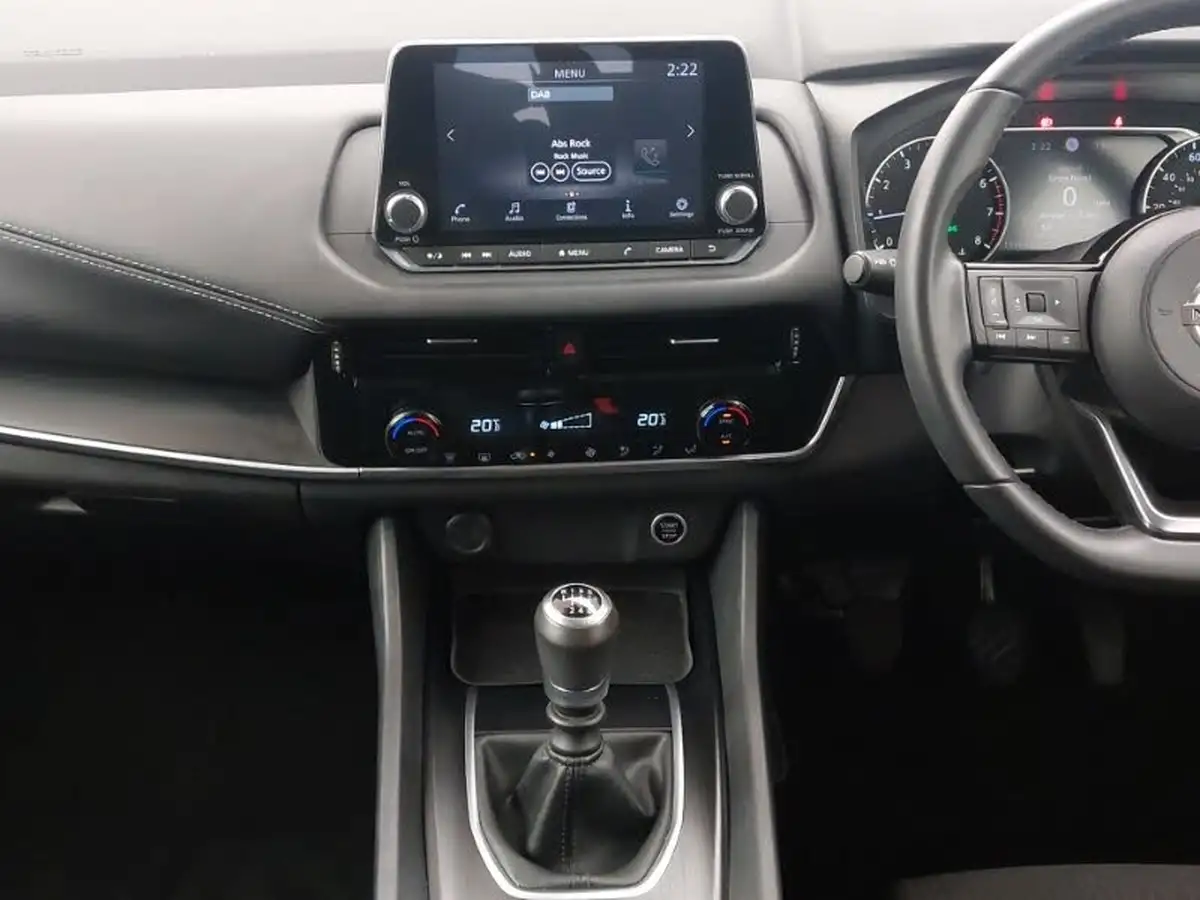 2022-nissan-qashqai-13-dig-t-acenta-premium-158ps-big-9