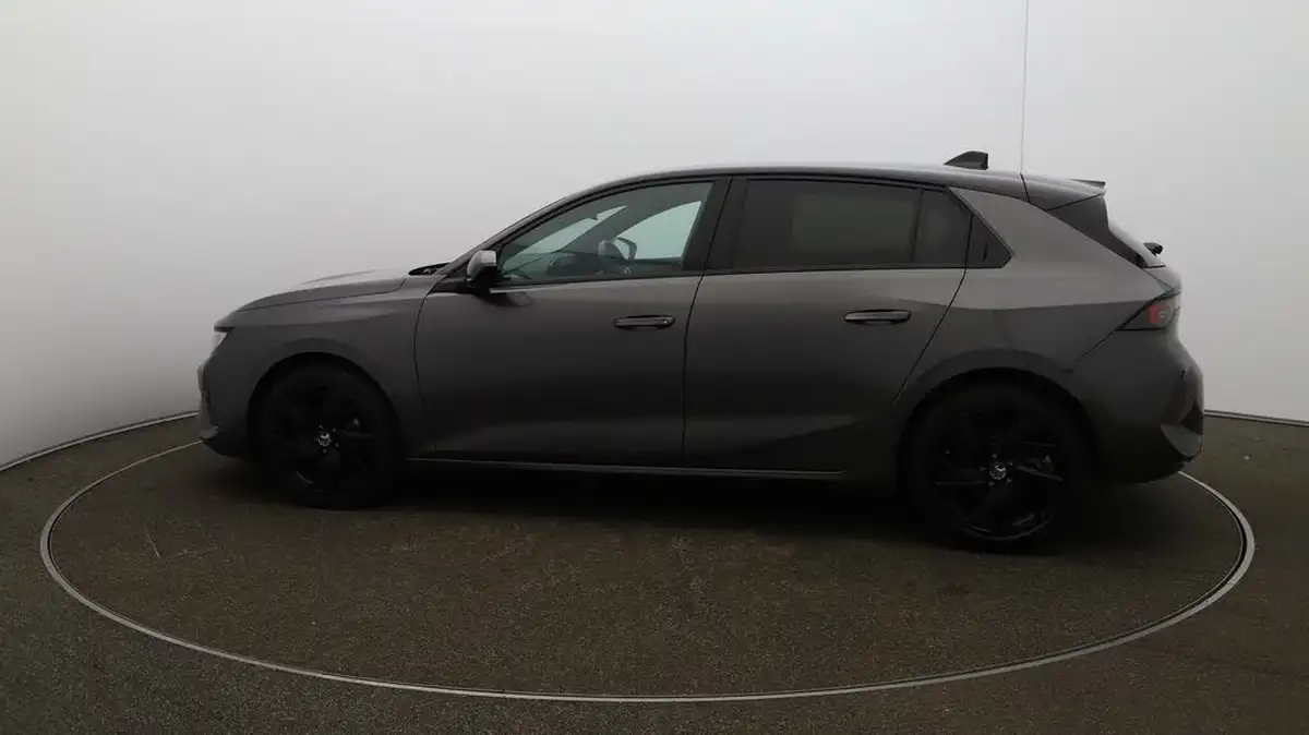 2023-vauxhall-astra-12-turbo-gs-hatchback-auto-big-55