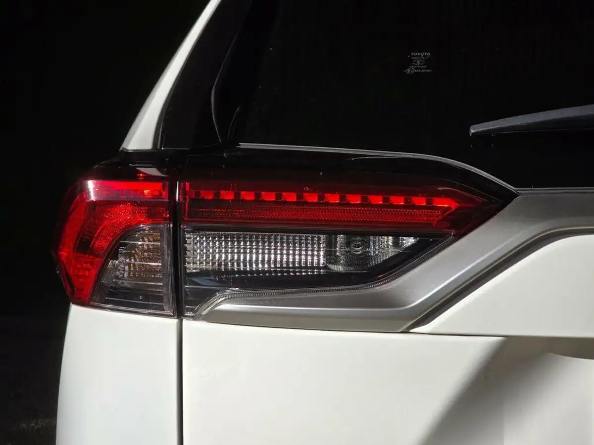 2021-toyota-rav4-25-vvt-i-design-219bhp-big-44