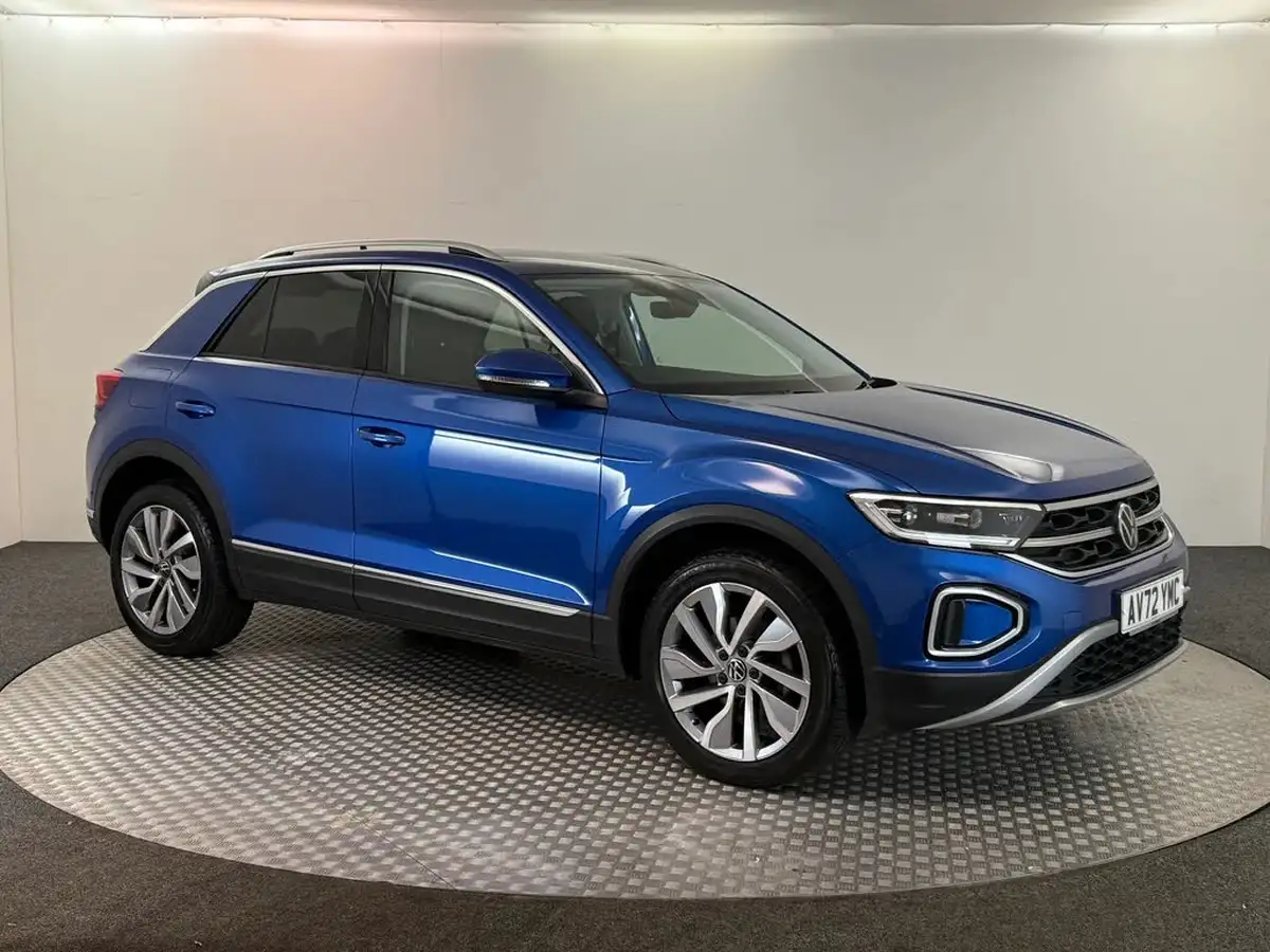 2022-volkswagen-t-roc-15-tsi-style-hatchback-5d-dsg-big-2