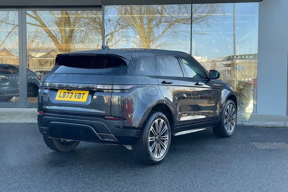 2023-land-rover-range-rover-evoque-20-d200-dynamic-se-big-6