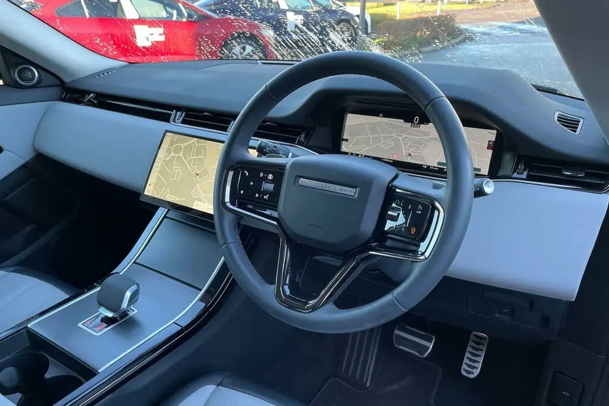 2023-land-rover-range-rover-evoque-20-d200-dynamic-se-big-30