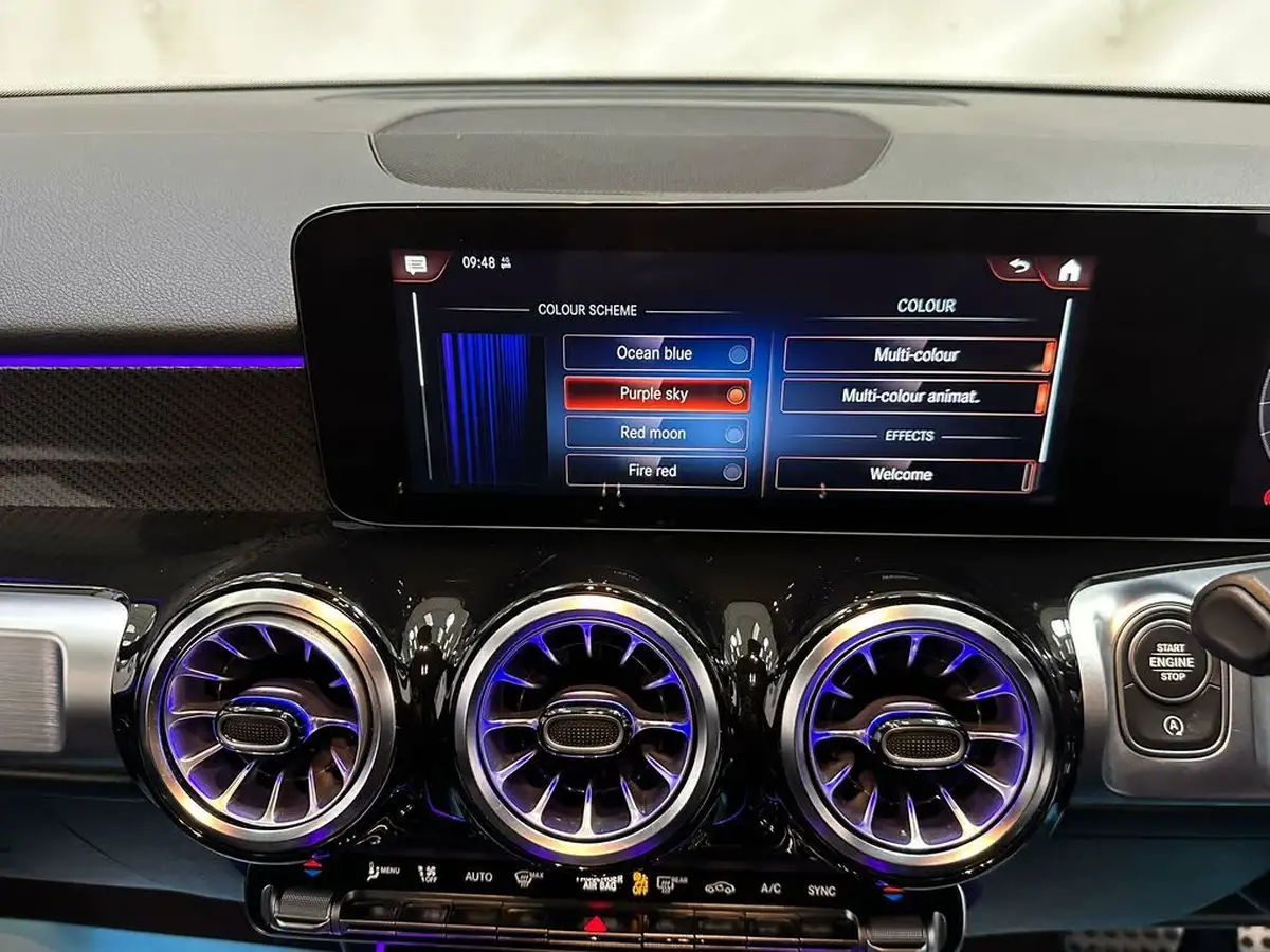 2022-mercedes-benz-glb-class-13-glb200-amg-line-premium-7g-tronic-big-10