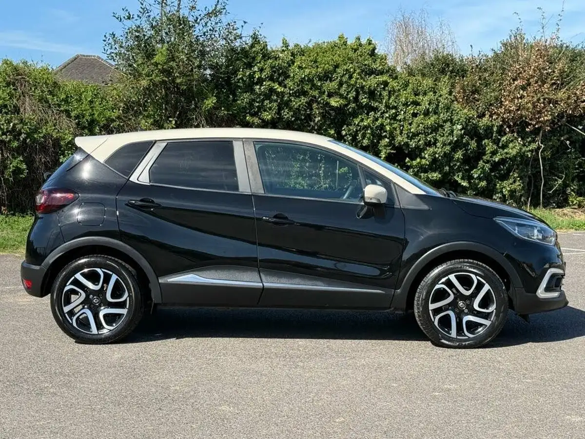 2018-renault-captur-09-tce-iconic-big-2
