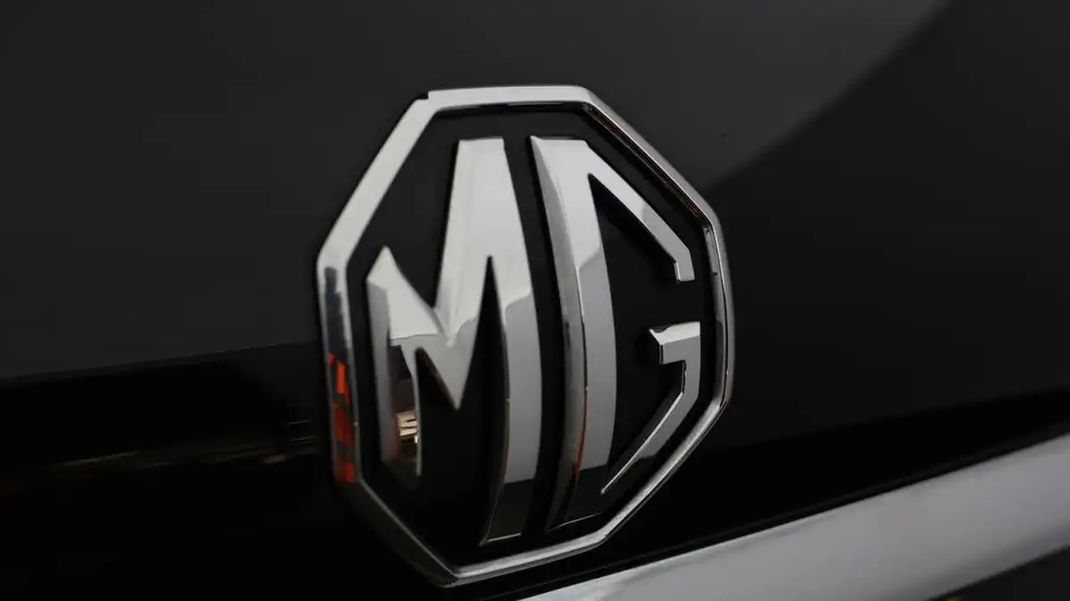 2022-mg-mg5-e-exclusive-ev-long-range-big-20