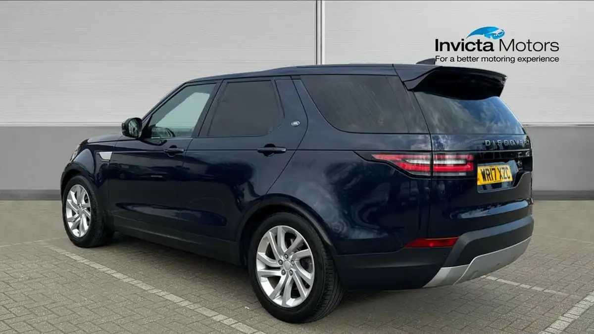 2017-land-rover-discovery-30td6-hse-259ps-awd-station-wagon-5d-auto-big-4