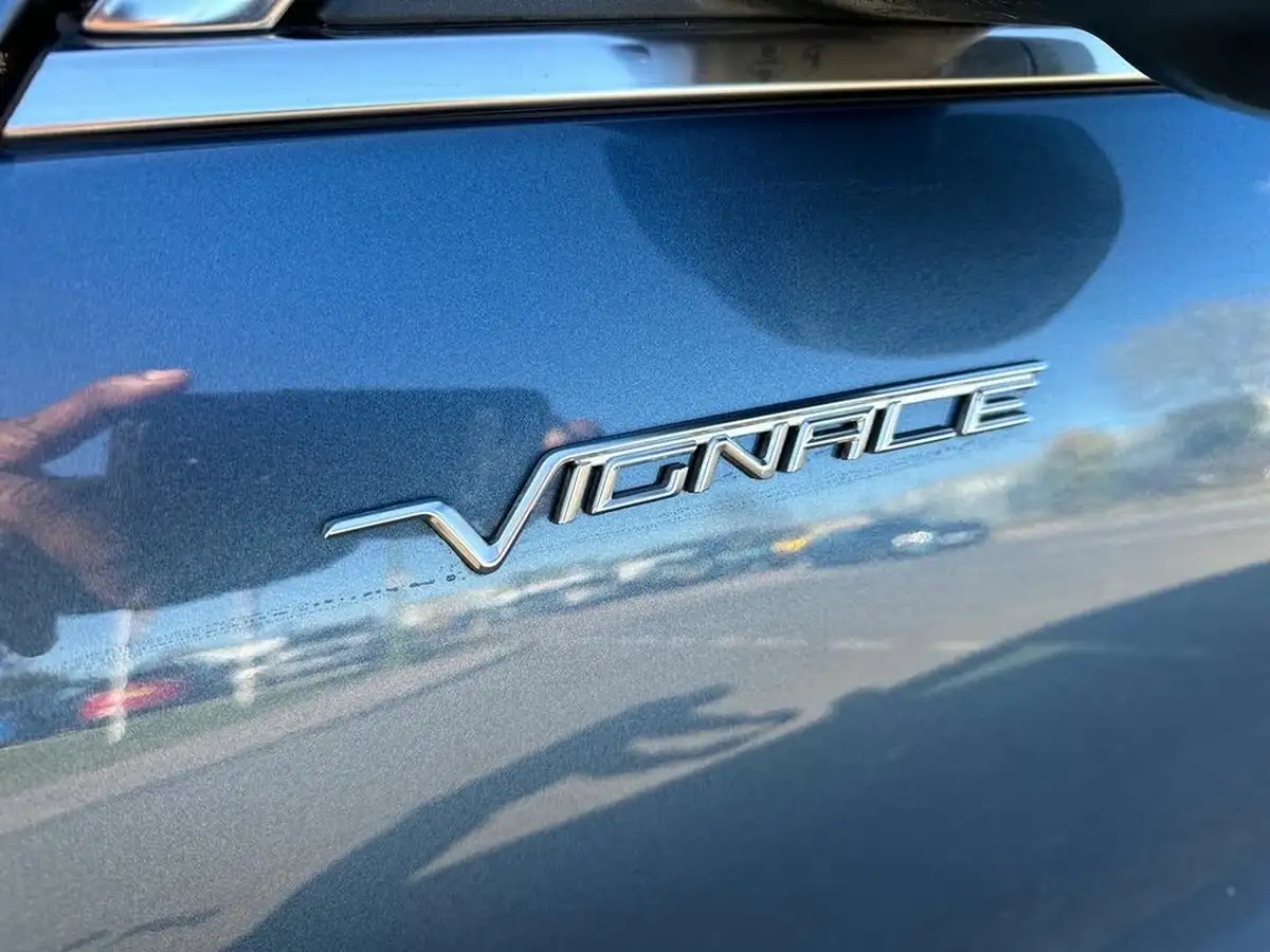 2024-ford-kuga-25t-vignale-190ps-fhev-big-35