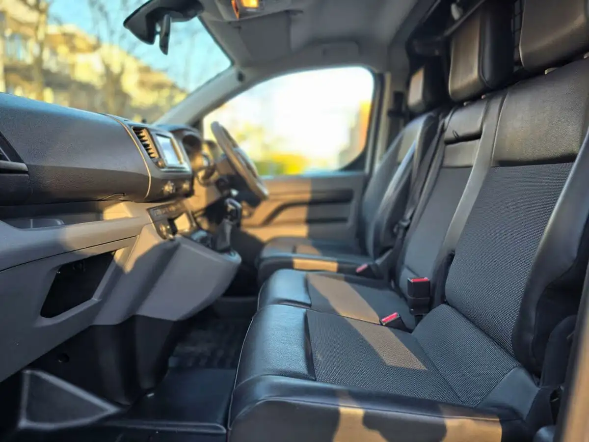 2018-citroen-dispatch-16bluehdi-x-m-1000-95pseu6-big-8
