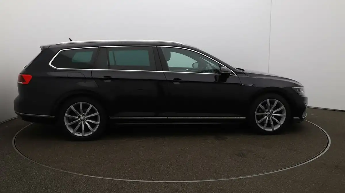 2021-volkswagen-passat-15-tsi-r-line-estate-5d-dsg-big-42