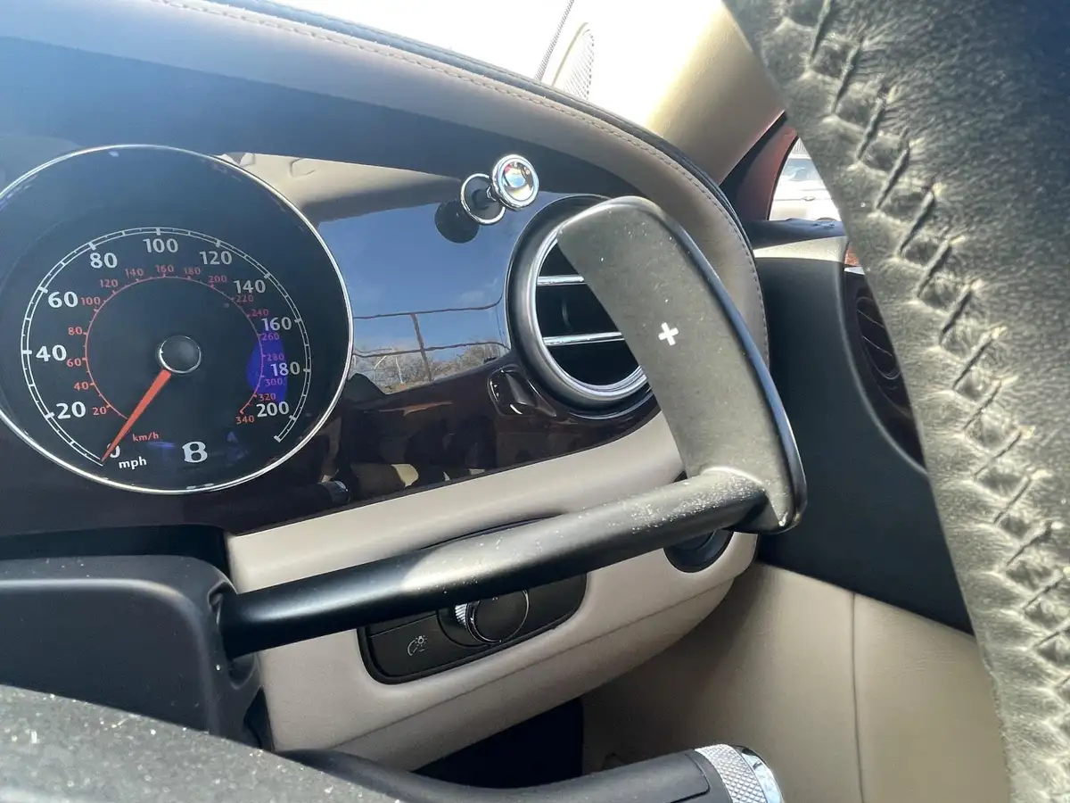 2006-bentley-continental-60-flying-spur-big-24