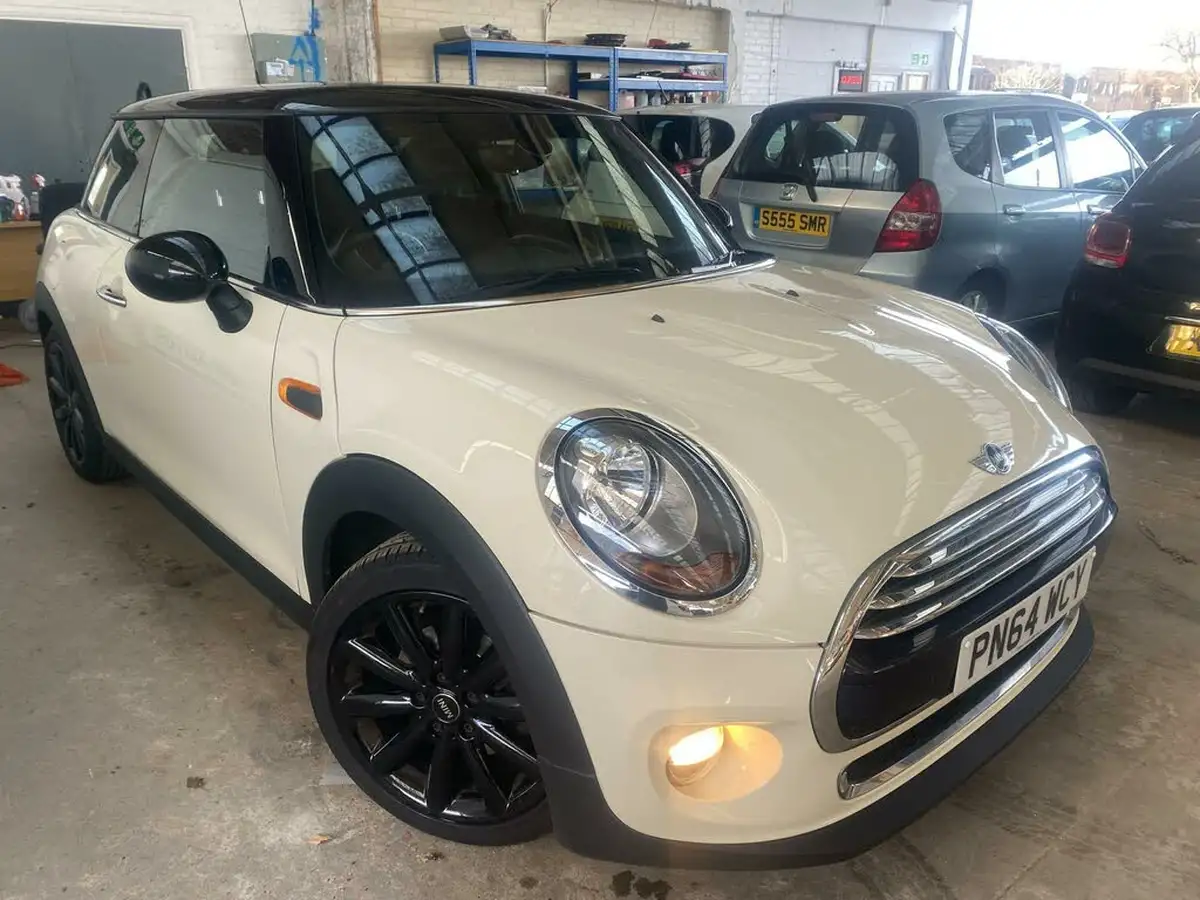 2014-mini-cooper-15-cooper-3d-auto-big-0