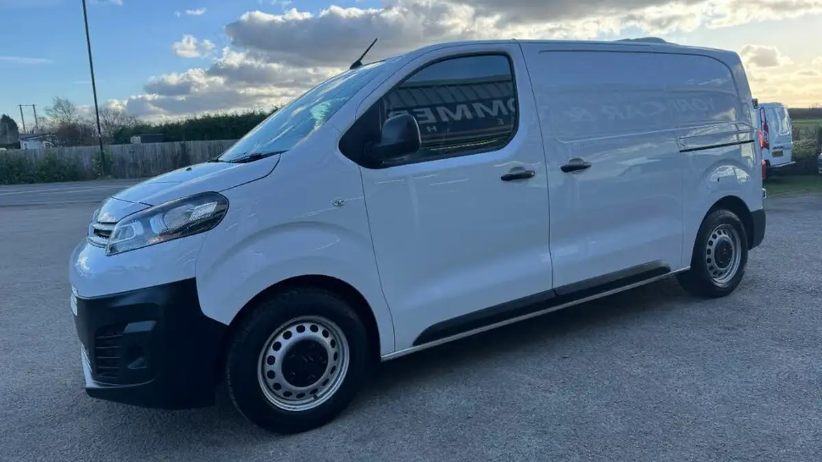 2022-citroen-dispatch-15bluehdi-enterprise-pro-m-1000-big-11
