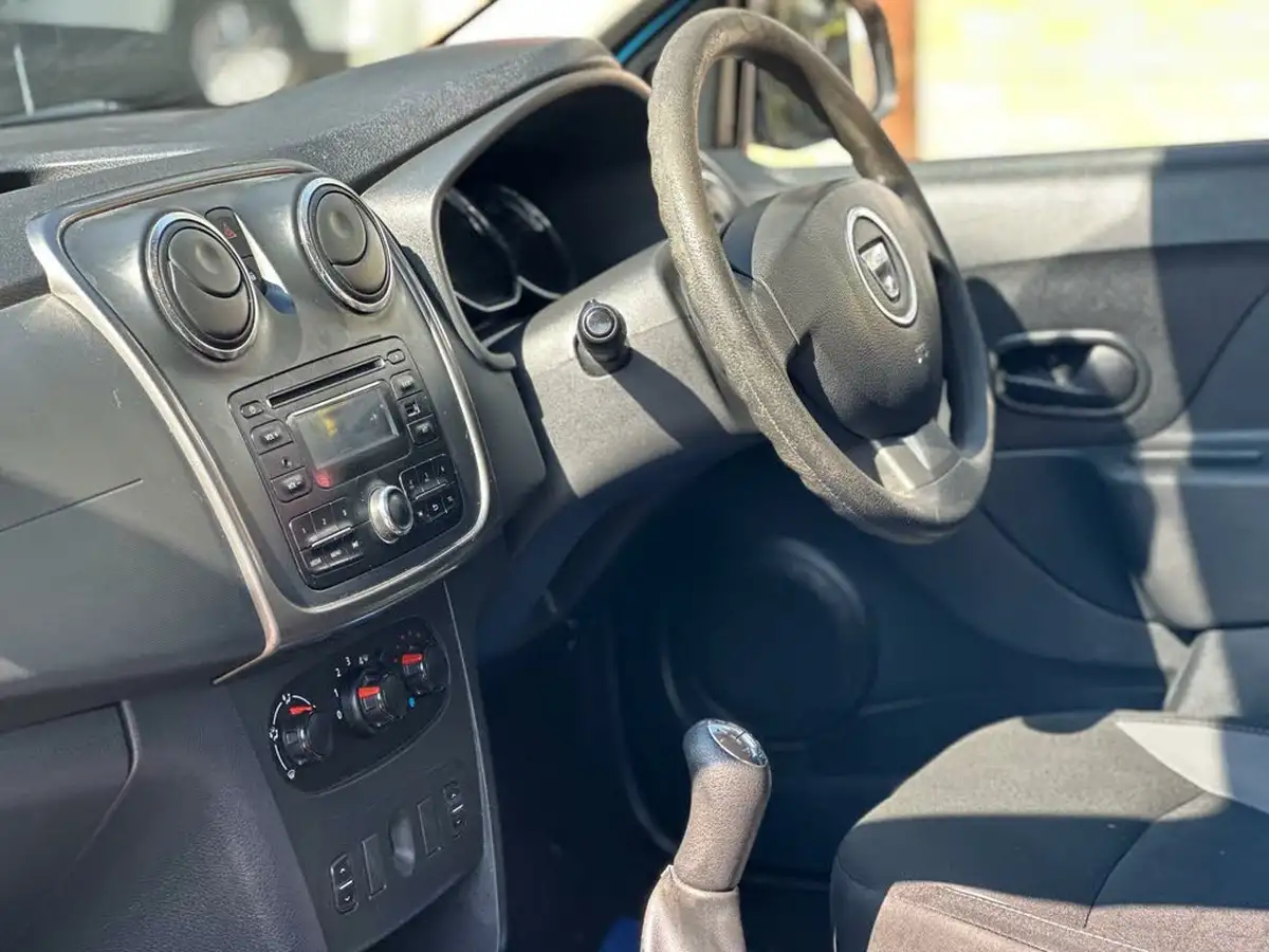 2015-dacia-sandero-stepway-15d-ambiance-big-9