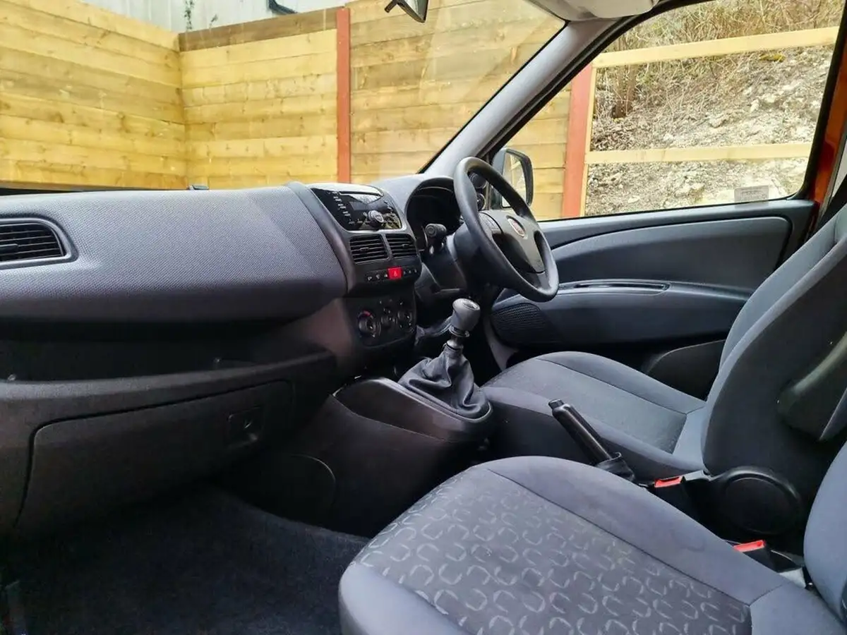 2018-fiat-doblo-14-easy-big-17