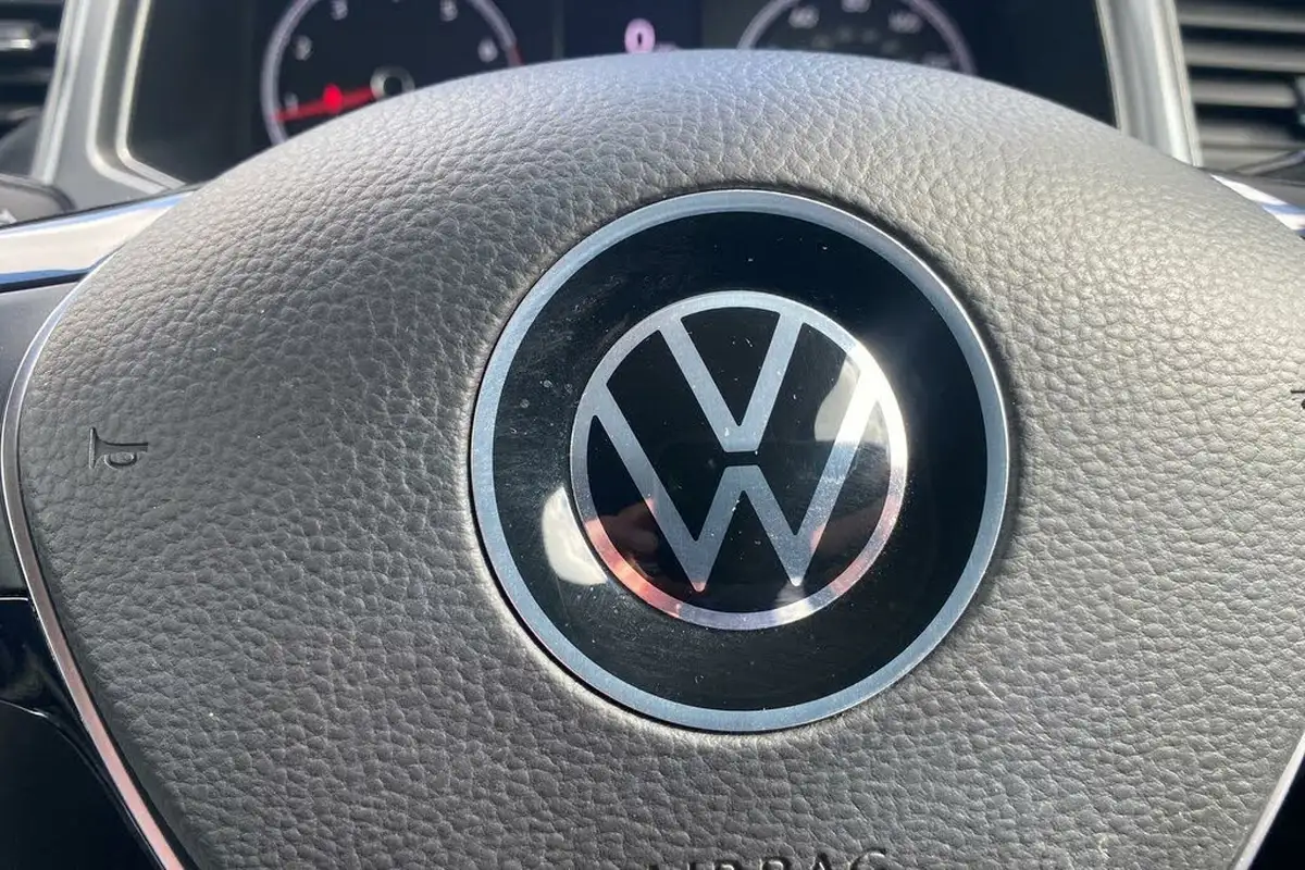 2021-volkswagen-t-roc-15-tsi-active-hatchback-5d-big-56