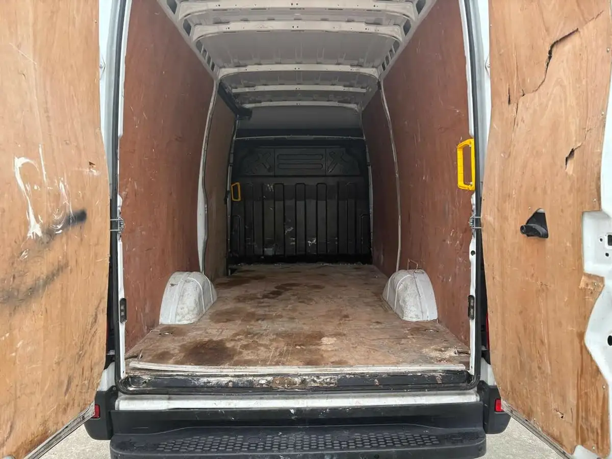 2023-iveco-daily-s-class-23td-35s14v-business-3520mm-h2-136pseu6dt-big-6