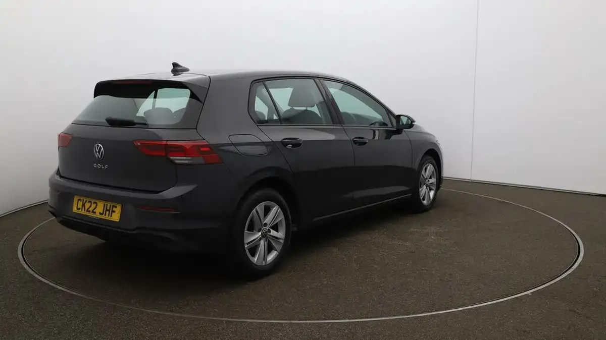 2022-volkswagen-golf-15-tsi-life-130ps-hatchback-big-7
