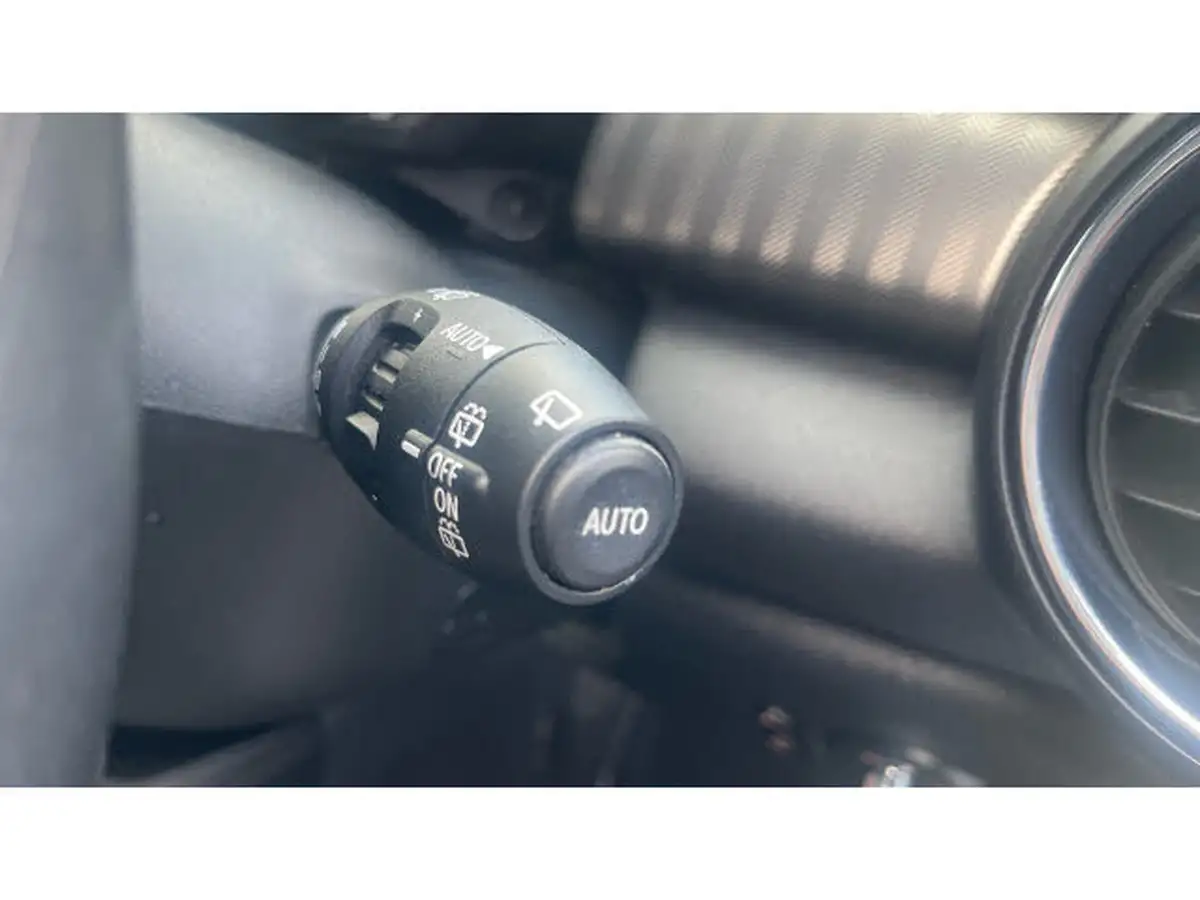 2020-mini-cooper-15-cooper-exclusive-hatchback-5d-auto-big-35