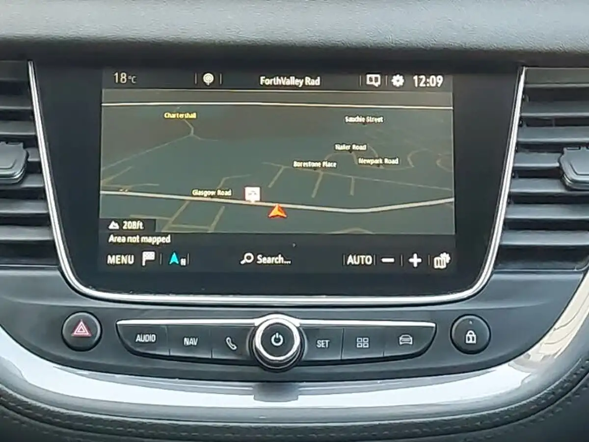 2019-vauxhall-grandland-x-12-elite-nav-big-10