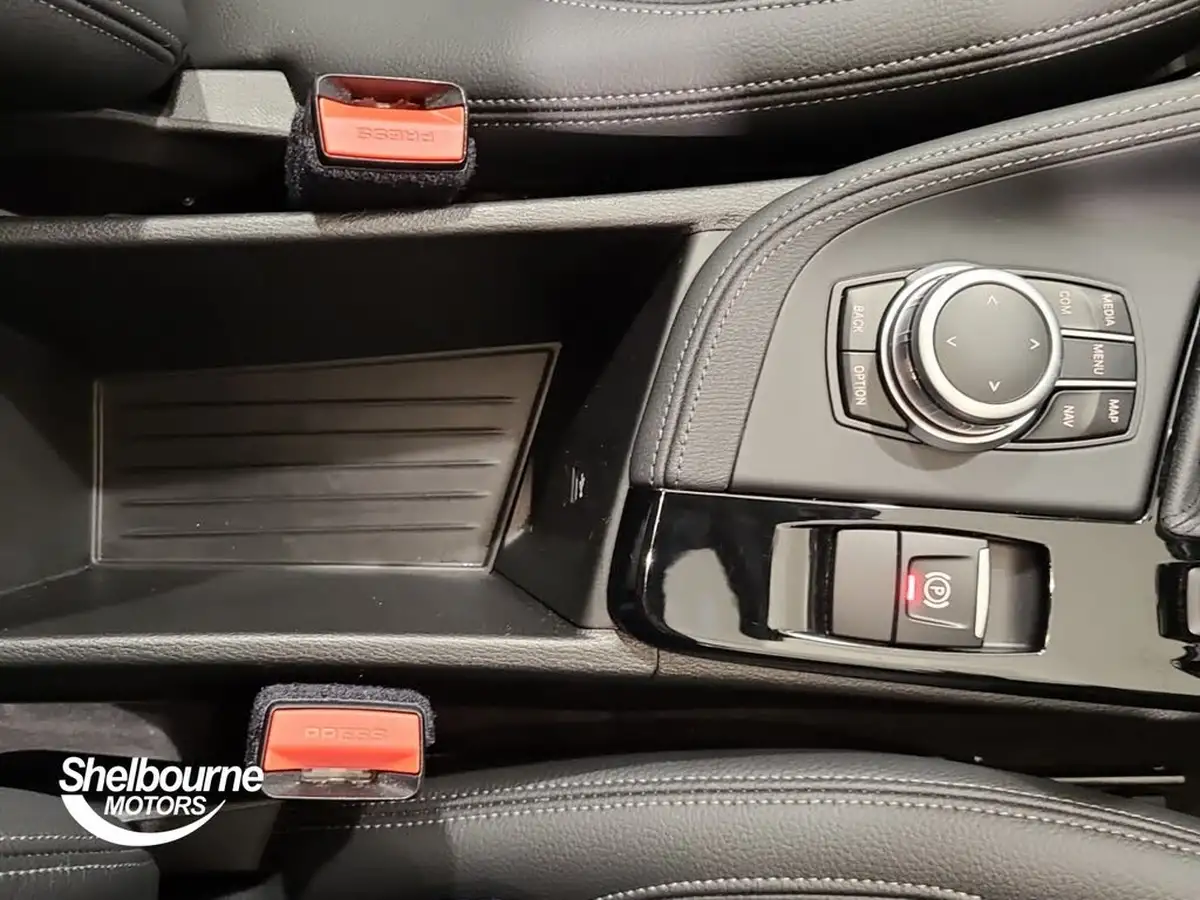 2021-bmw-x1-15-sdrive18i-xline-big-34
