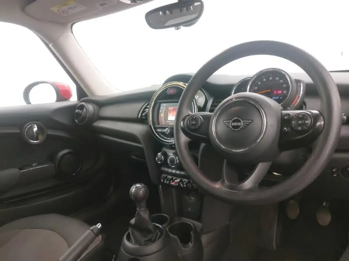 2019-mini-cooper-15-one-classic-101bhp-3d-big-17