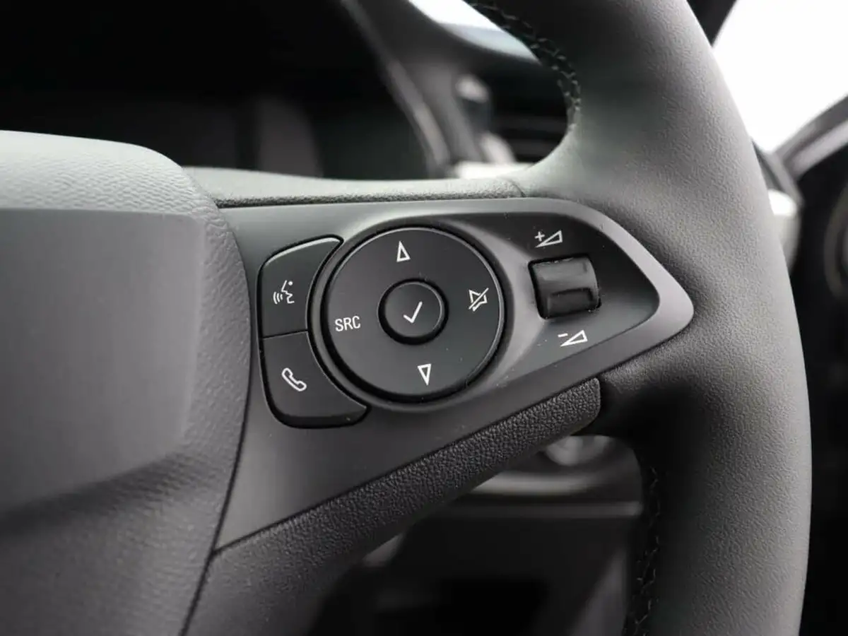 2024-vauxhall-corsa-12i-gs-big-26