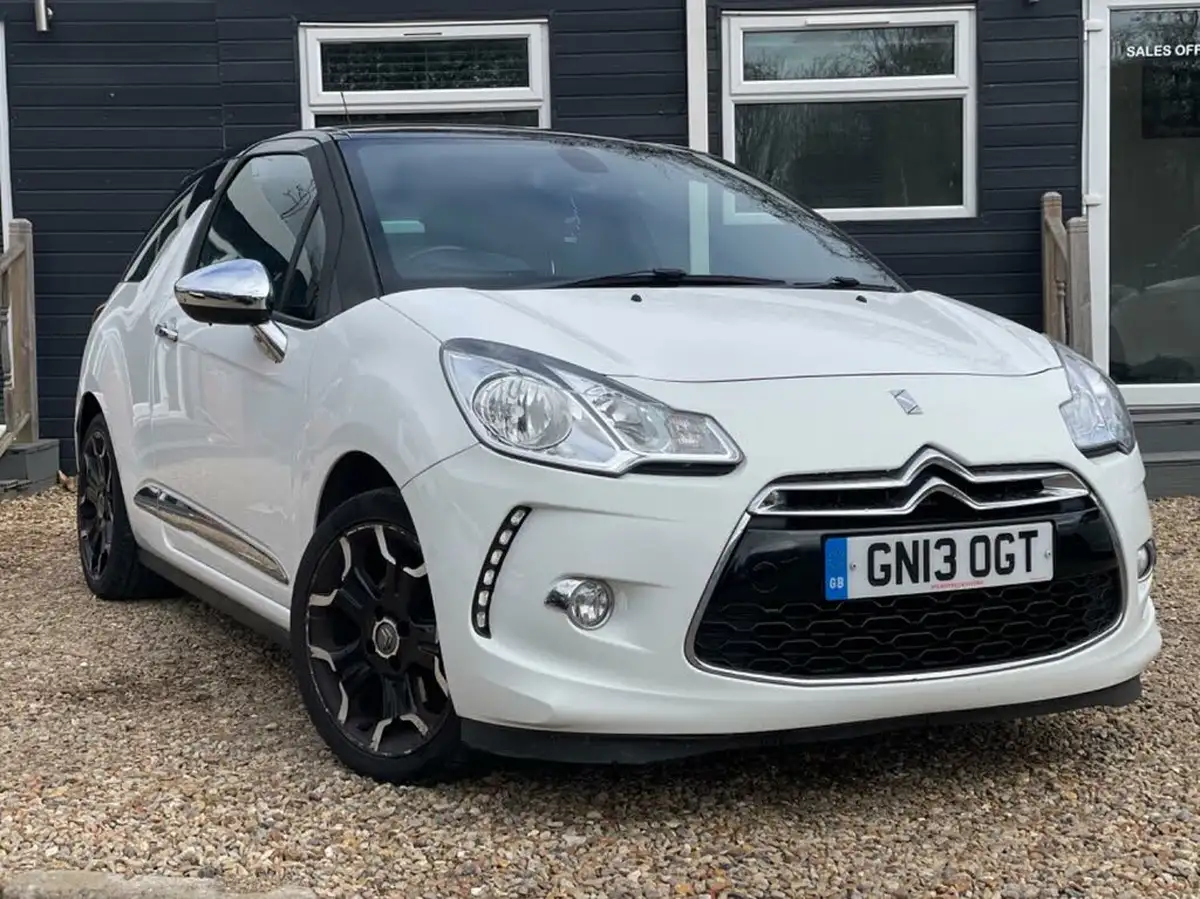 2013-citroen-ds3-16-dsport-plus-big-0