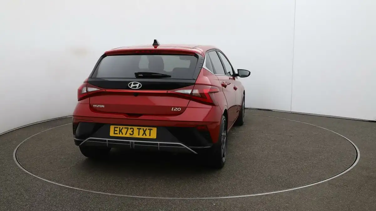 2024-hyundai-i20-10-t-gdi-premium-big-50