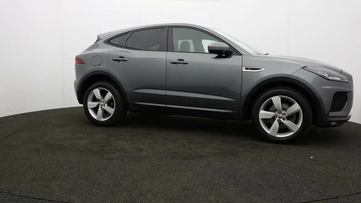 2019-jaguar-e-pace-20-i4d-r-dynamic-se-180ps-awd-auto-big-36