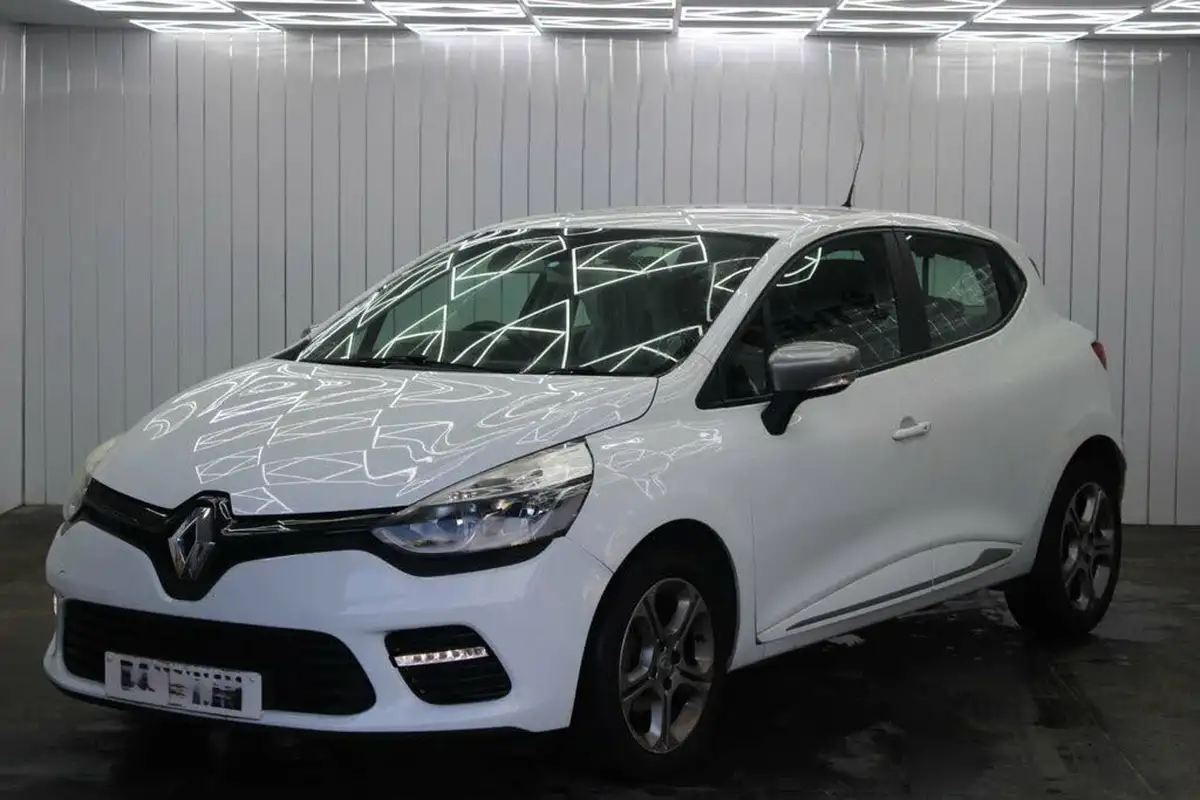 2016-renault-clio-09-tce-dynamique-nav-big-0