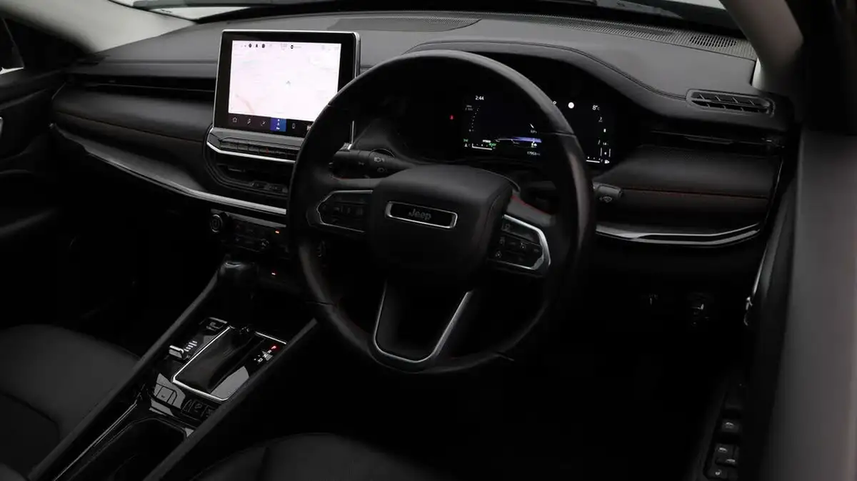 2023-jeep-compass-13-gse-trailhawk-big-9