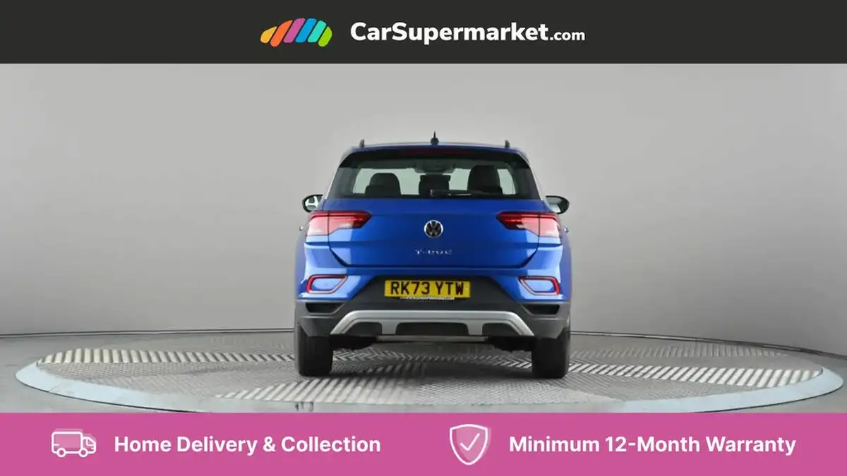 2023-volkswagen-t-roc-10-tsi-life-big-3