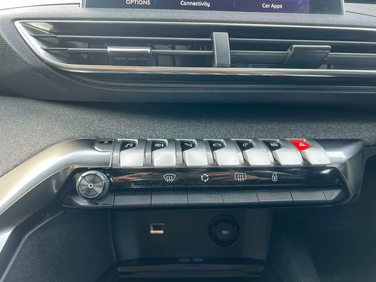 2017-peugeot-3008-suv-16-bluehdi-gt-line-big-22