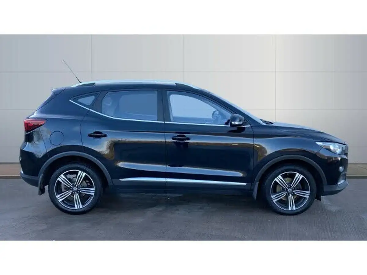 2018-mg-zs-suv-15-vti-tech-exclusive-big-4