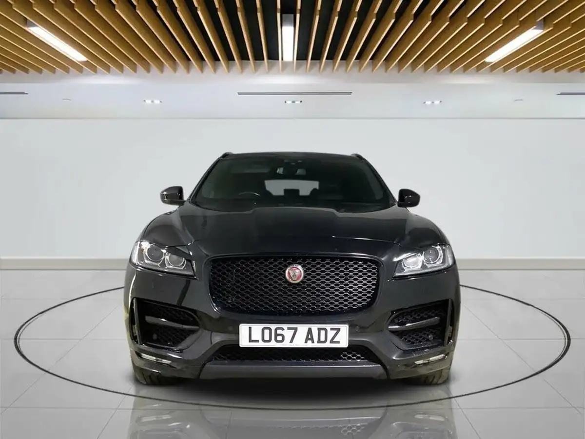2017-jaguar-f-pace-20-i4d-r-sport-180ps-awd-ss-auto-big-1