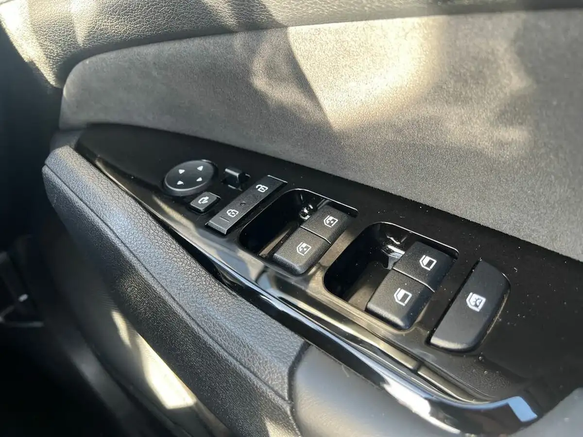 2022-kia-sportage-16-t-gdi-gt-line-148bhp-48v-1598cc-dct-big-16