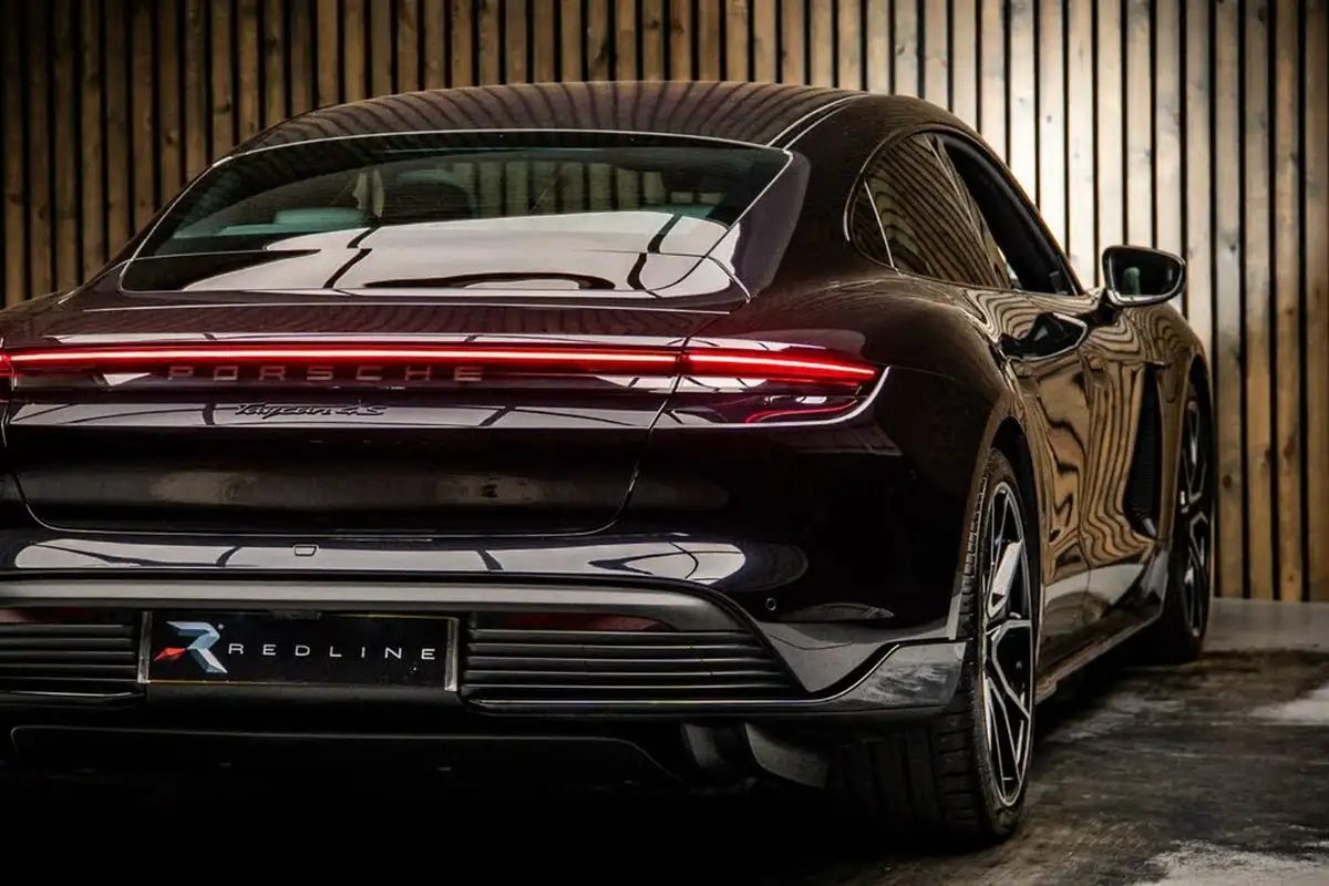 2023-porsche-taycan-e-4s-530ps-big-20