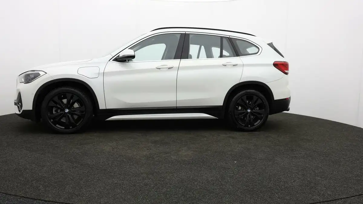 2021-bmw-x1-15-xdrive-25e-phev-sport-big-59