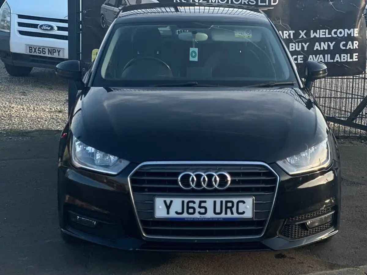 2015-audi-a1-16tdi-sportback-5d-big-10