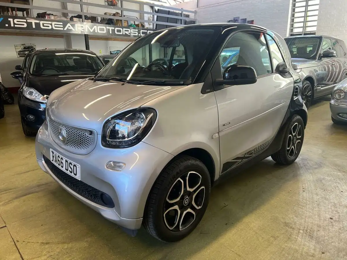 2016-smart-fortwo-10-prime-71bhp-premiumss-coupe-twinamic-big-1