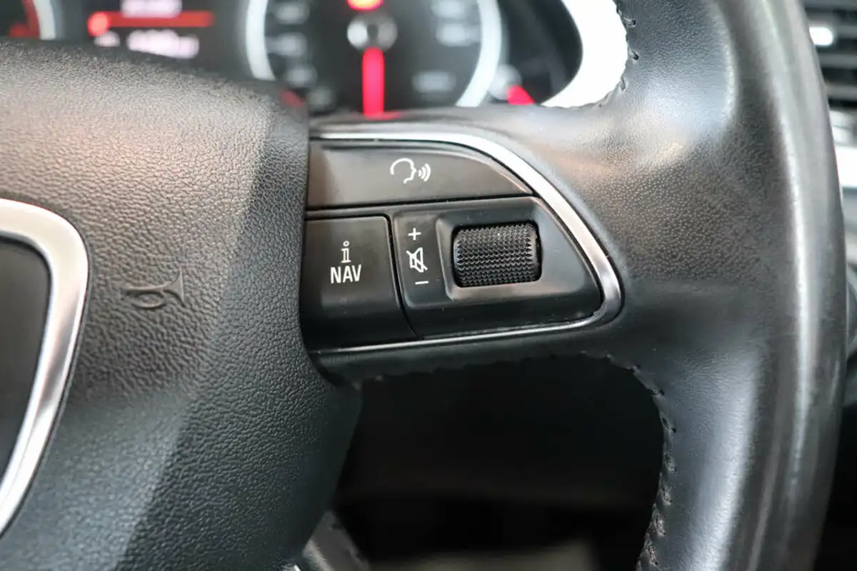 2014-audi-a4-avant-20td-se-technik-177ps-avant-big-49