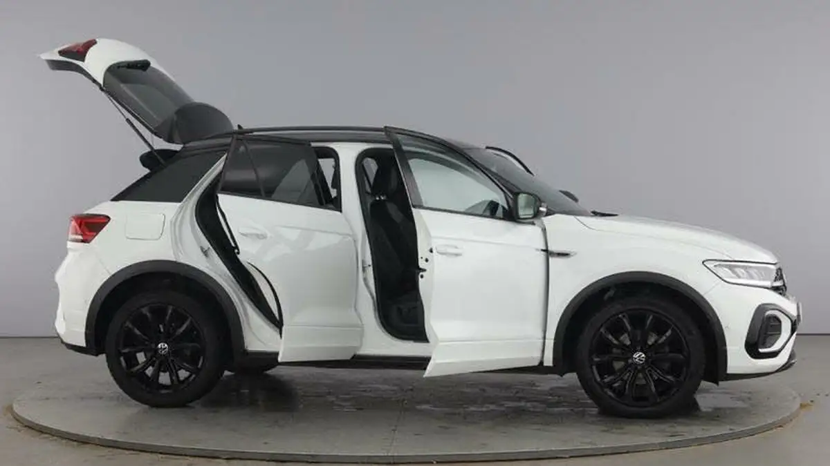2023-volkswagen-t-roc-15-tsi-r-line-hatchback-5d-dsg-big-9