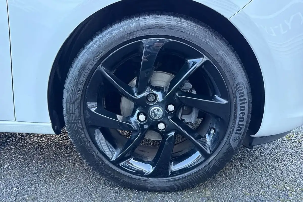 2019-vauxhall-adam-12i-energised-big-8