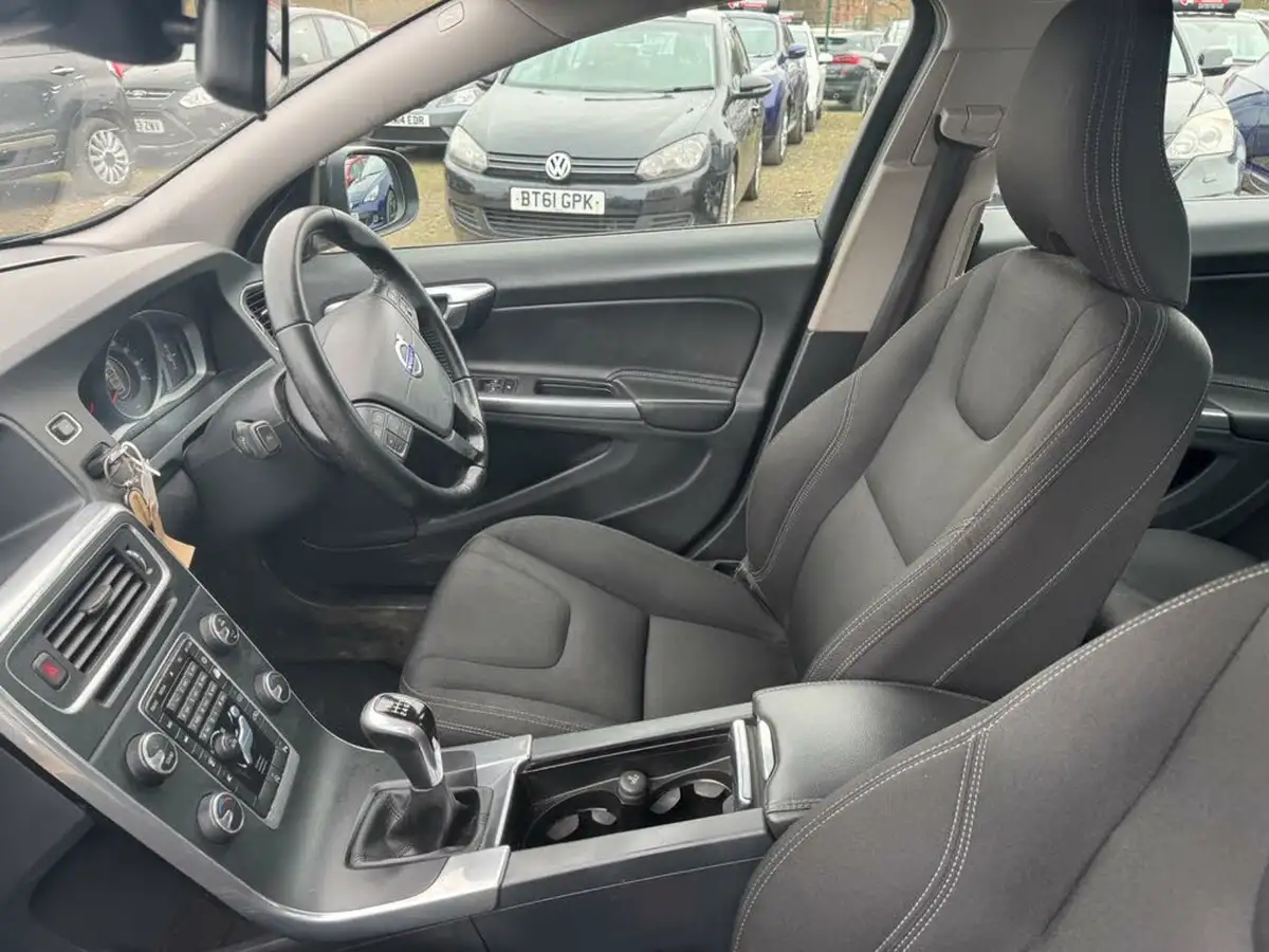 2016-volvo-s60-20td-d2-business-edition-big-38