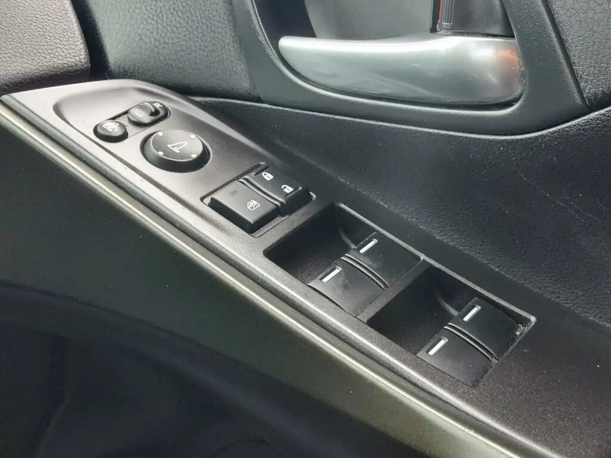 2018-honda-civic-18-i-vtec-sport-navi-auto-big-32