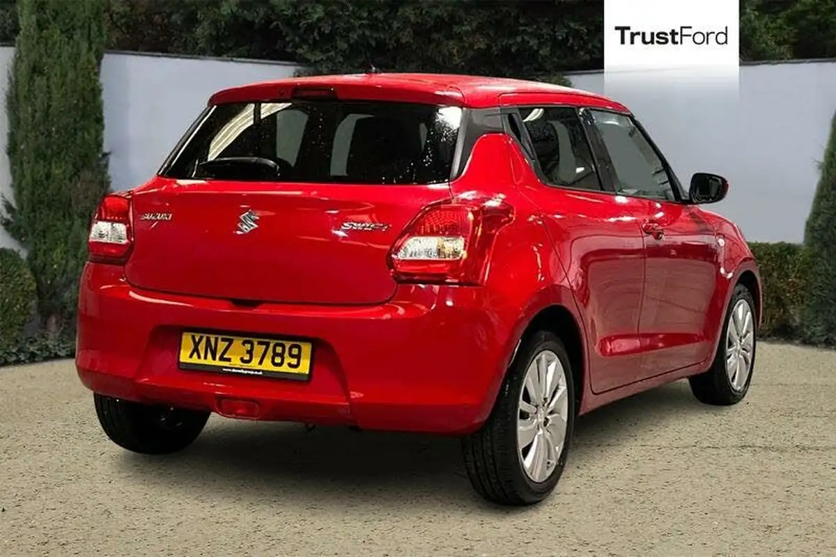 2017-suzuki-swift-10-boosterjet-sz-t-big-3