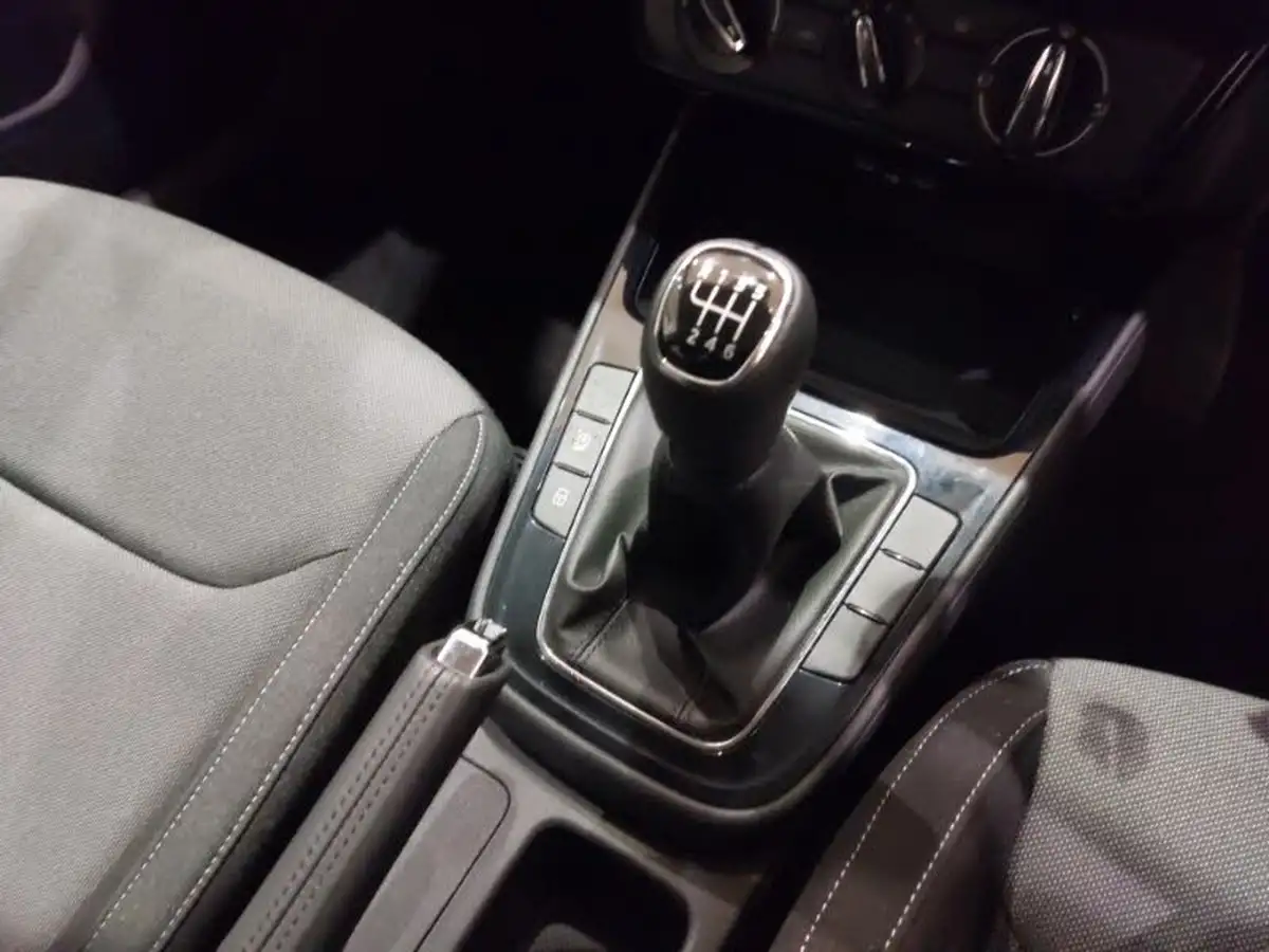 2024-skoda-fabia-10-tsi-colour-edition-116ps-big-15