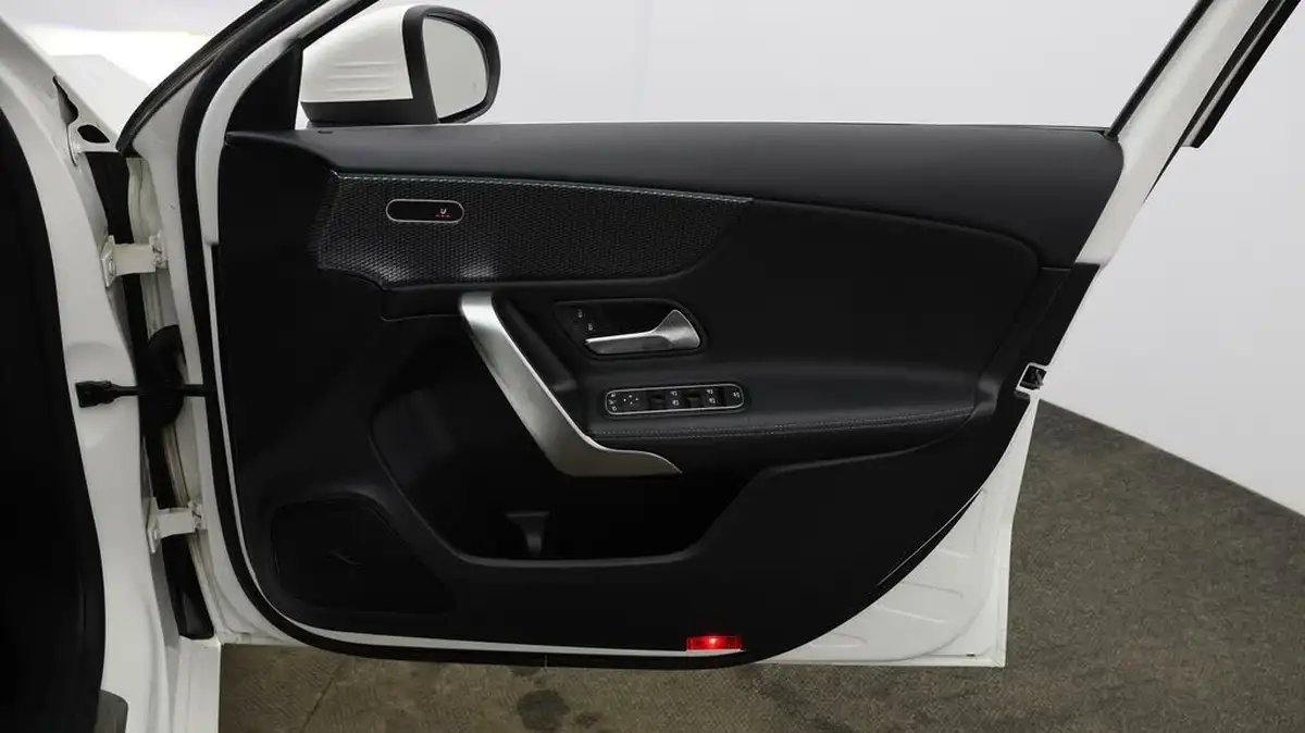 2018-mercedes-benz-a-class-15d-a180d-sport-116ps-premiumss-hatchback-5d-7g-dct-big-14