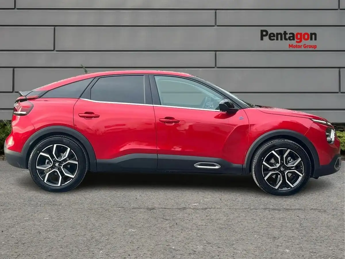 2022-citroen-c4-e-shine-plus-big-10